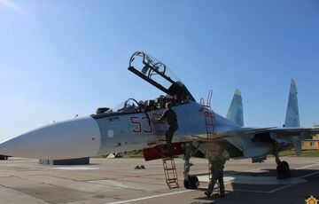 Росія стягує свої сили на військові аеродроми в Білорусі  Росія стягує свої сили на військові аеродроми в Білорусі
