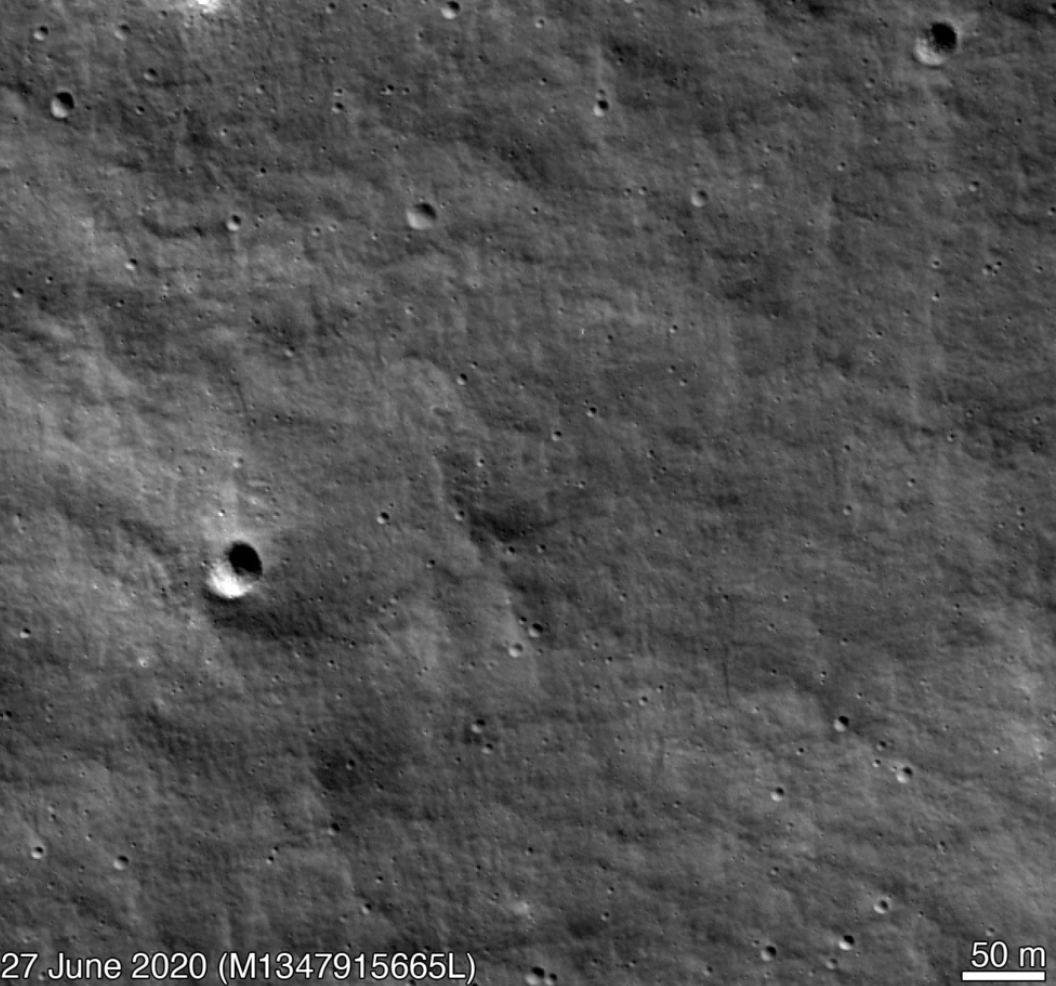 Российская станция ”Луна-25” пробила на Луне новый кратер — фото