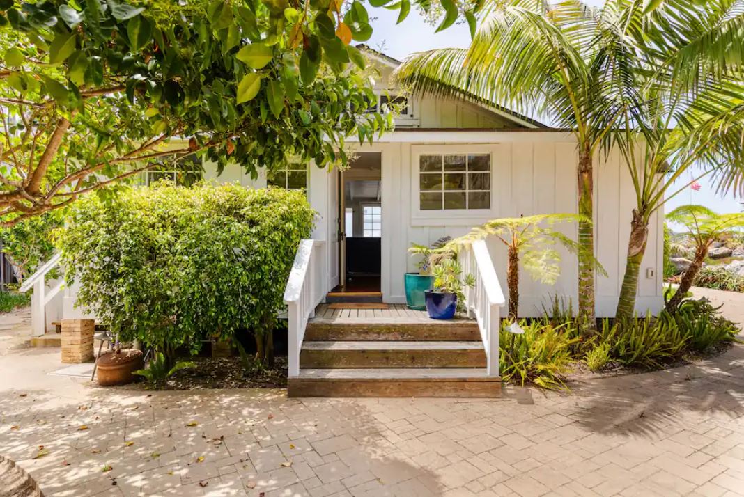 Ештон Кутчер та Міла Куніс виставили свій будинок на Airbnb: фото — фото