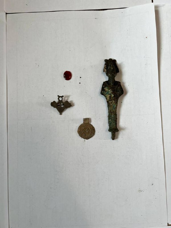 ”Чорний археолог” знайшов скарб III століття в Україні та незаконно продав його на аукціоні — фото