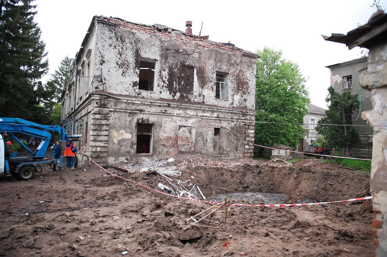 Россия ударила ракетой для С-300 по психиатрической больнице в Харькове: Синегубов показал последствия — фото 10