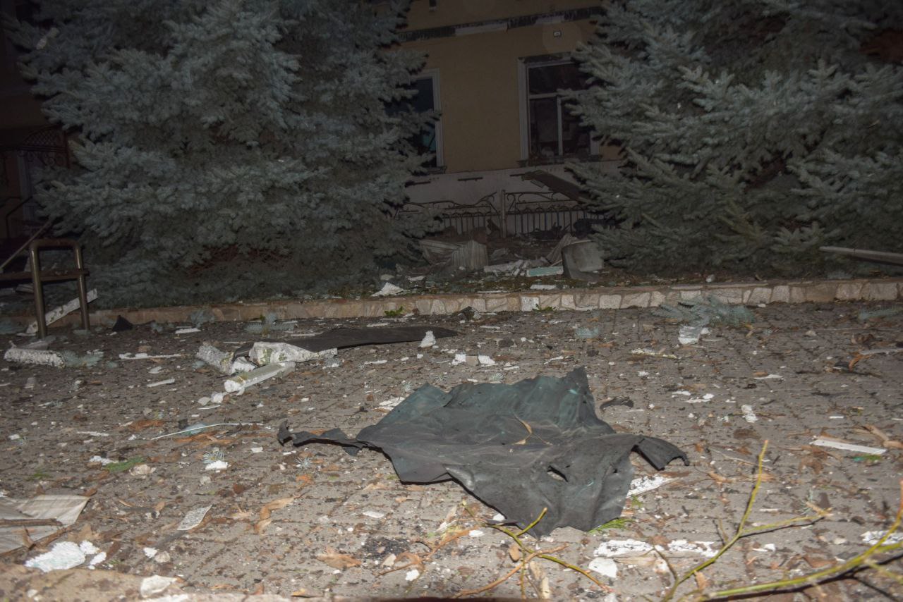 Взрывы в Одессе: ракета попала в здание монастыря УПЦ МП, есть пострадавшие (фото, видео) — фото