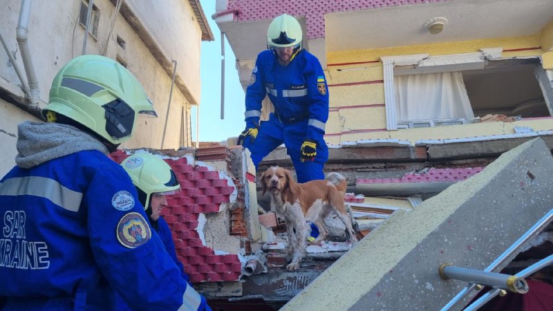 Украинские спасатели показали свою работу в Турции (фото) — фото