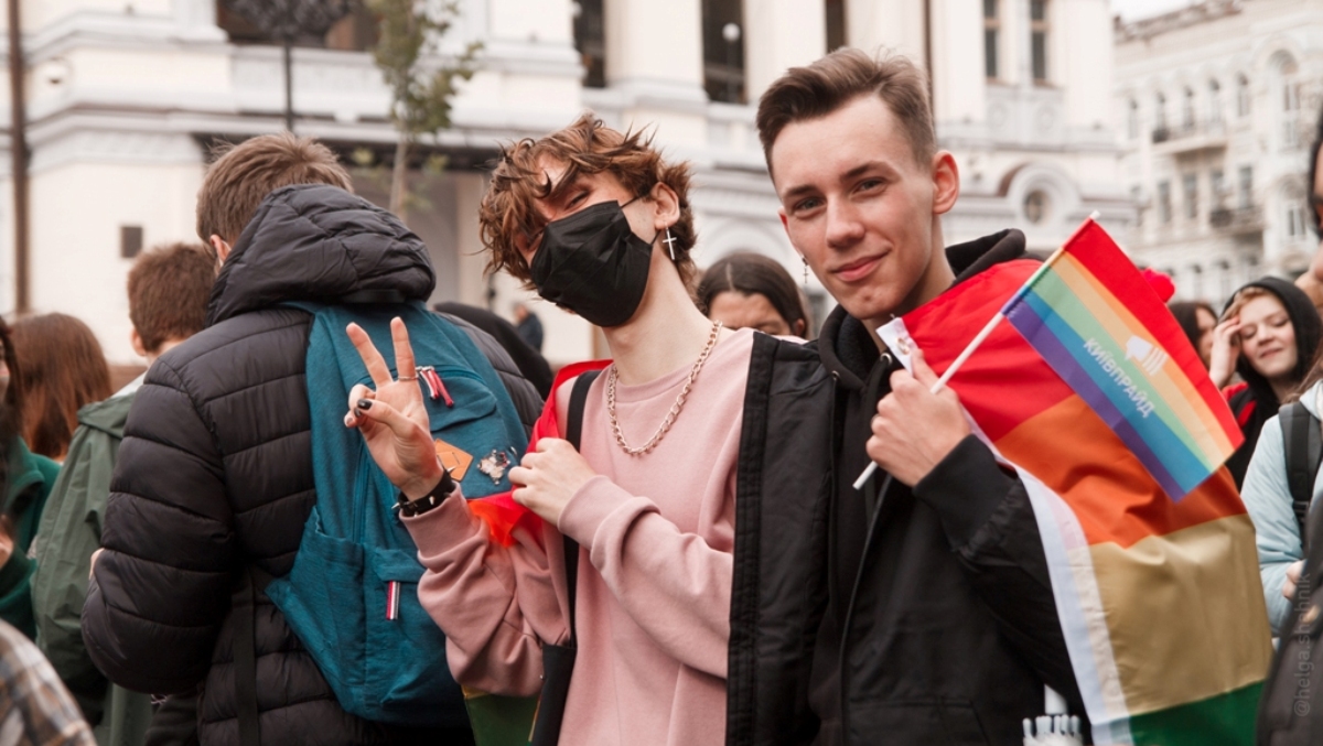 ”Будь собой – мы с тобой”: в Киеве сегодня состоялся Марш равенства, не обошлось без столкновений — фото 1