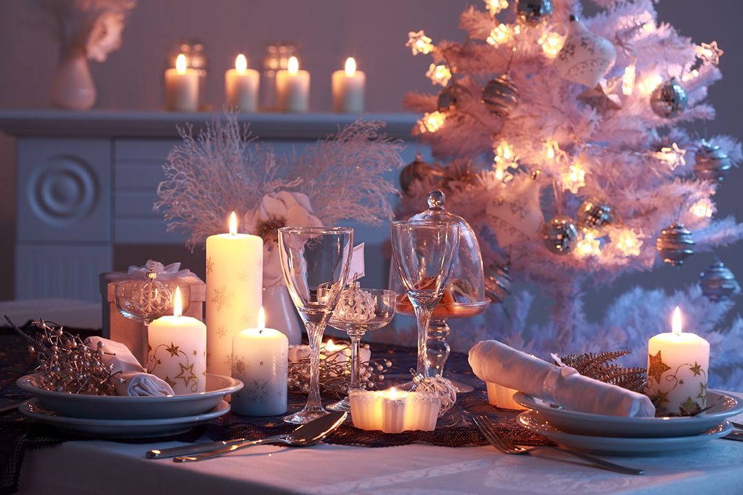 Декор новогоднего стола: несколько ярких идей по украшению, - ФОТО  — фото