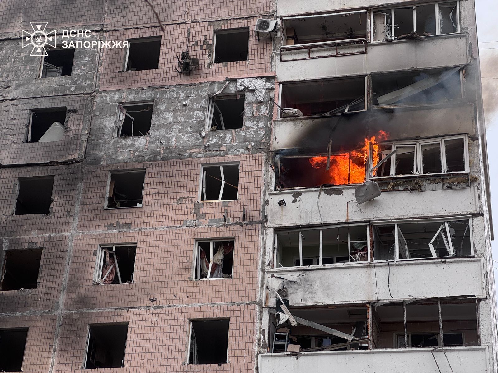 Количество пострадавших в Запорожье выросло до 26 человек (фото) — фото 17