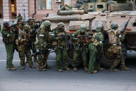 Боевики ЧВК ”Вагнера” захватили Воронеж — фото