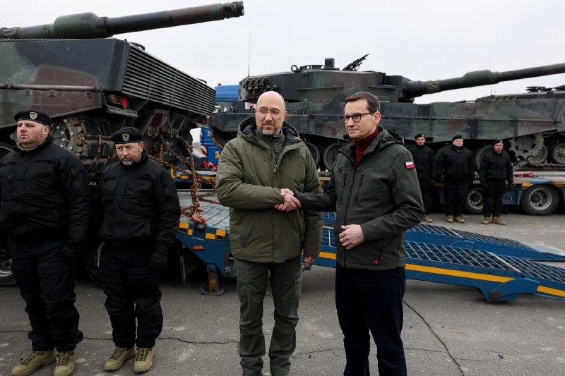 Появились фото первых танков Leopard 2, которые находятся в Украине — фото