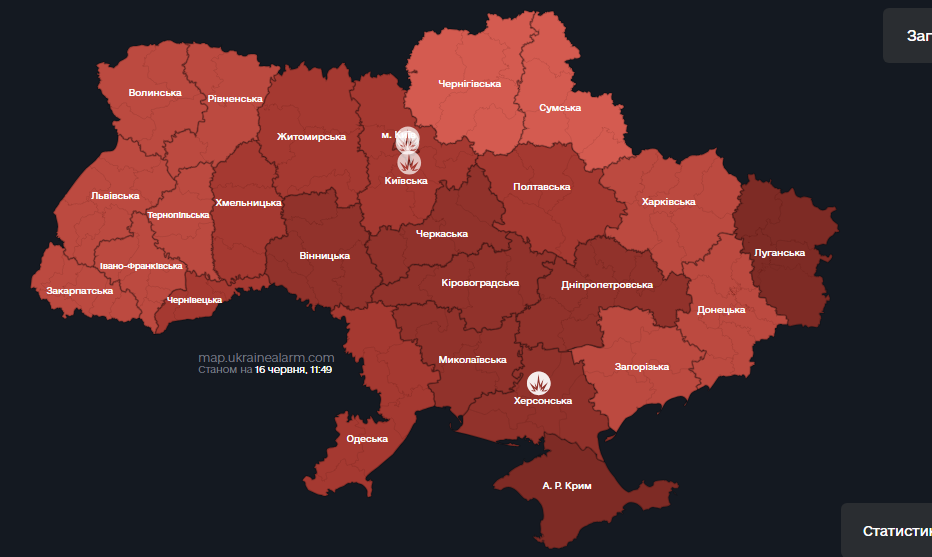 У Києві лунають вибухи у Подільському районі, а Повітряні сили попереджають про загрозу балістики — фото