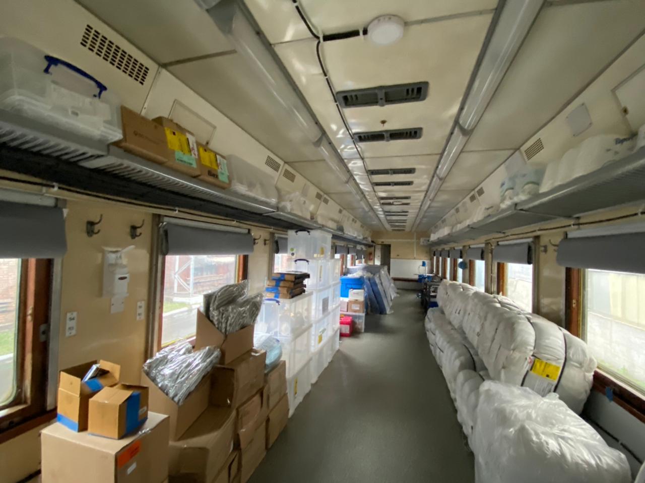 В Украине появился эвакуационный медицинский поезд: как он выглядит  — фото