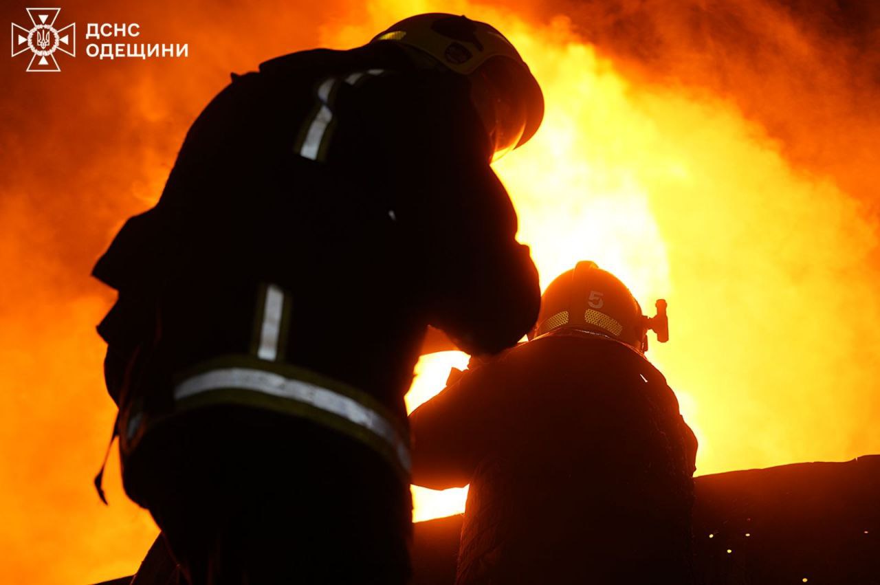 Росіяни атакували енергетичний об'єкт на Одещині — фото 3