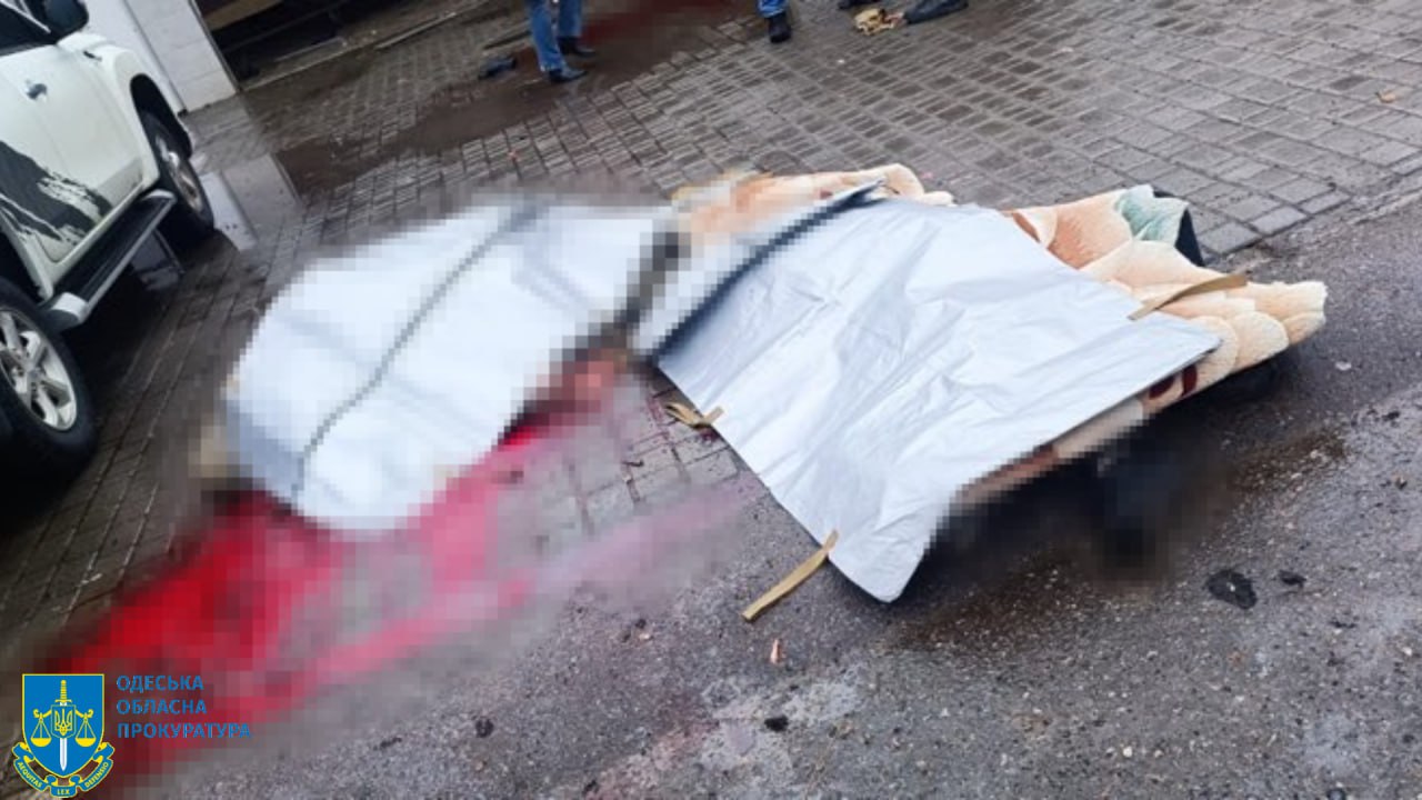 Число жертв ракетного удару по Одесі зросло до 14 людей: фото — фото