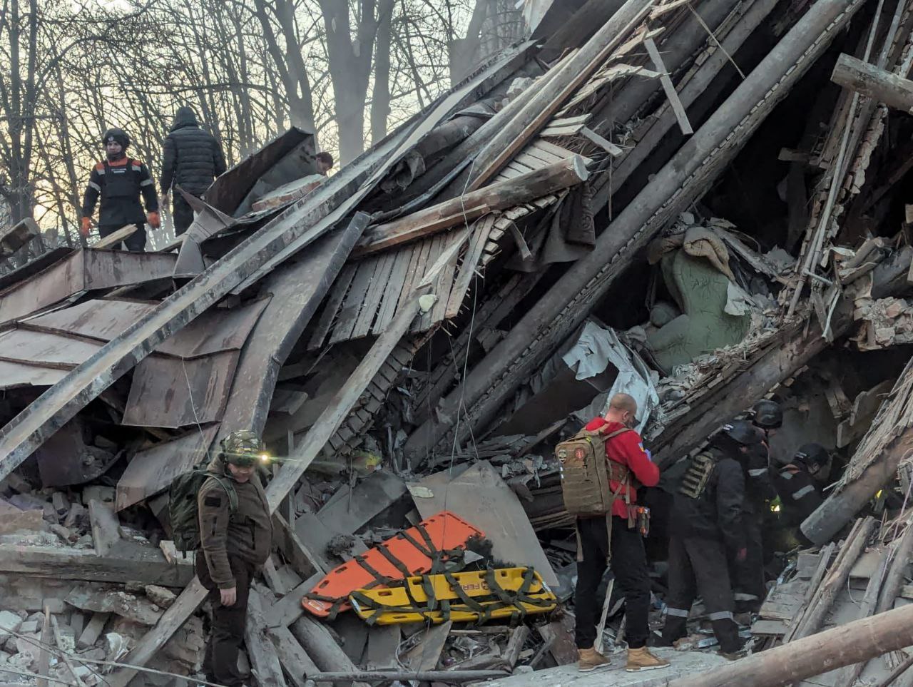 В Кривом Роге уже 11 пострадавших: трое раненых в тяжелом состоянии — фото 4