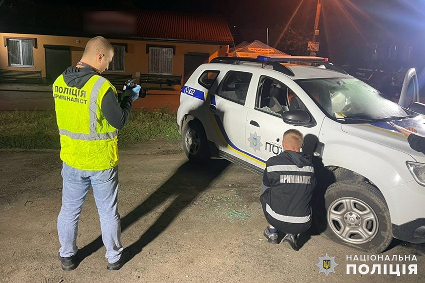 На Хмельниччині п'яний водій розстріляв з автомата поліцейських — фото 2