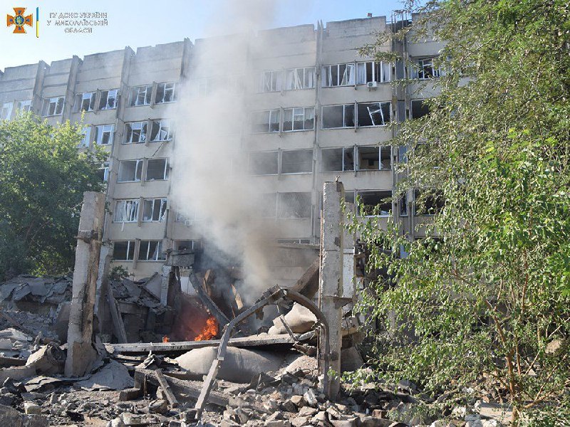 Россия уничтожила единственный кораблестроительный университет: последствия удара в Николаеве — фото 1