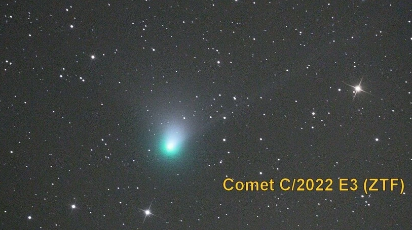 К Земле впервые за 50 тысяч лет приближается зеленая комета: как ее увидеть — фото