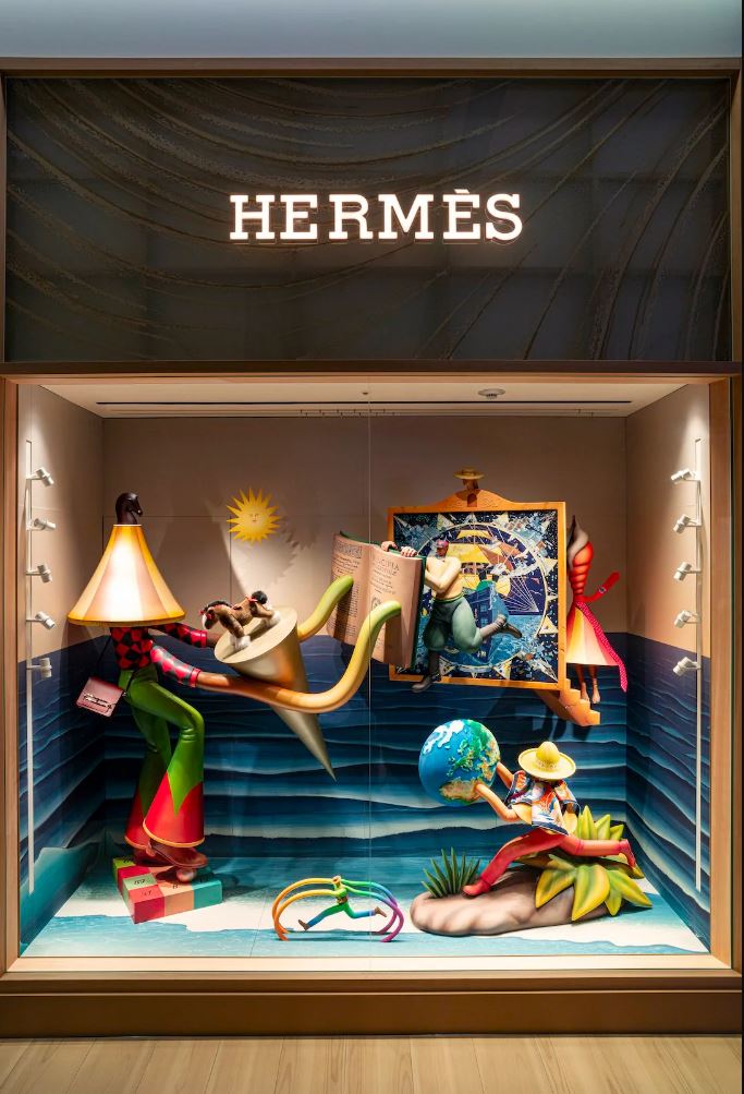Український художник прикрасив вітрини магазина бренду Hermes в Японії — фото 1