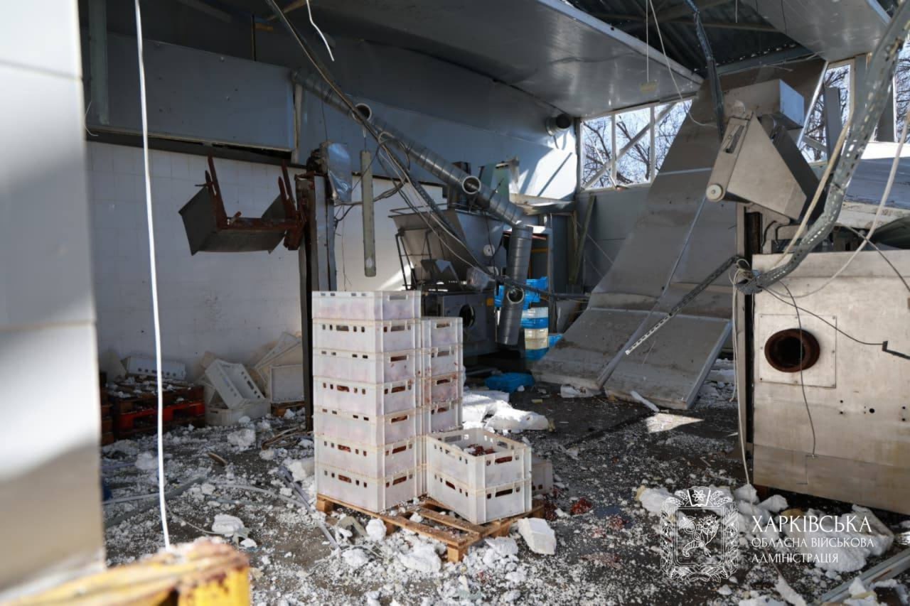 З'явилися фото наслідків російського удару по підприємству у Харкові — фото 8