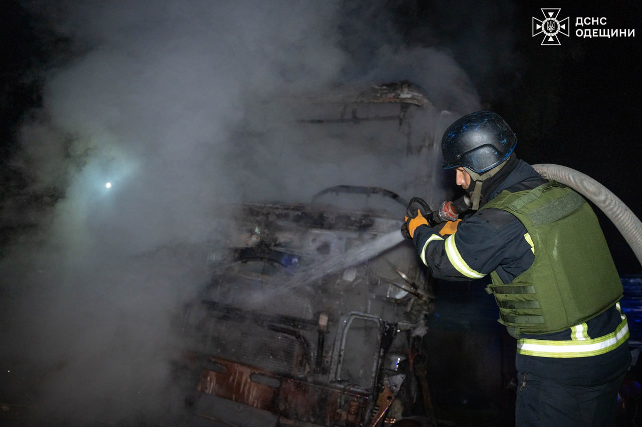 Російські військові атакували Одесу ударними дронами — фото