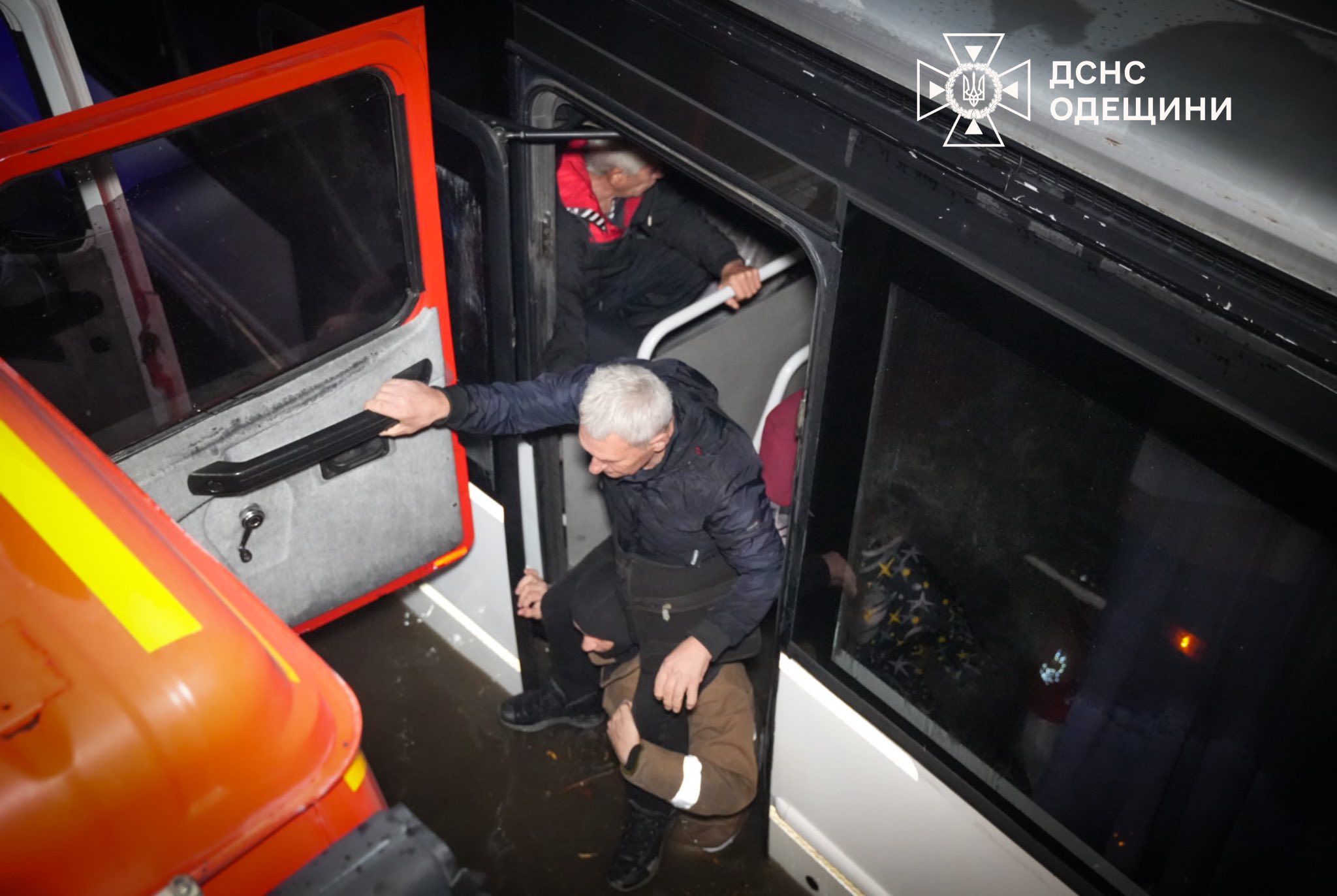 Дев'ятеро людей потонули в Одесі через потоп, серед них сім'я з 5 осіб — фото 10