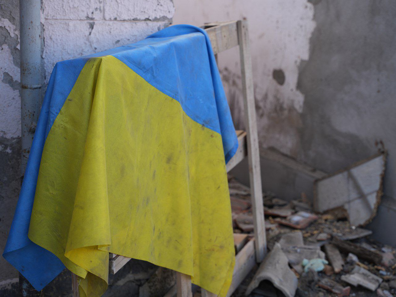 В Николаеве в результате российского удара разрушены 74 частных дома: фото — фото