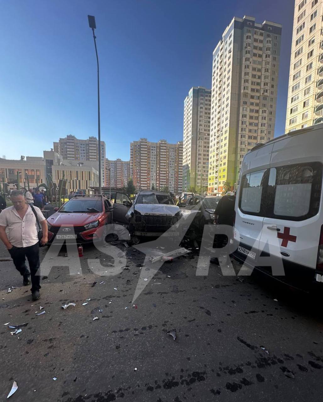 У Москві підірвали авто заступника начальника центру супутникового зв'язку ЗС РФ: фото — фото 5