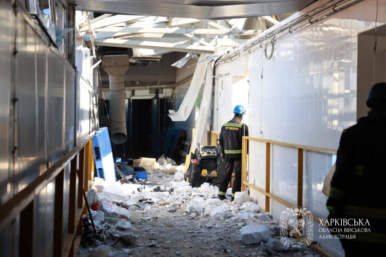 З'явилися фото наслідків російського удару по підприємству у Харкові — фото 1