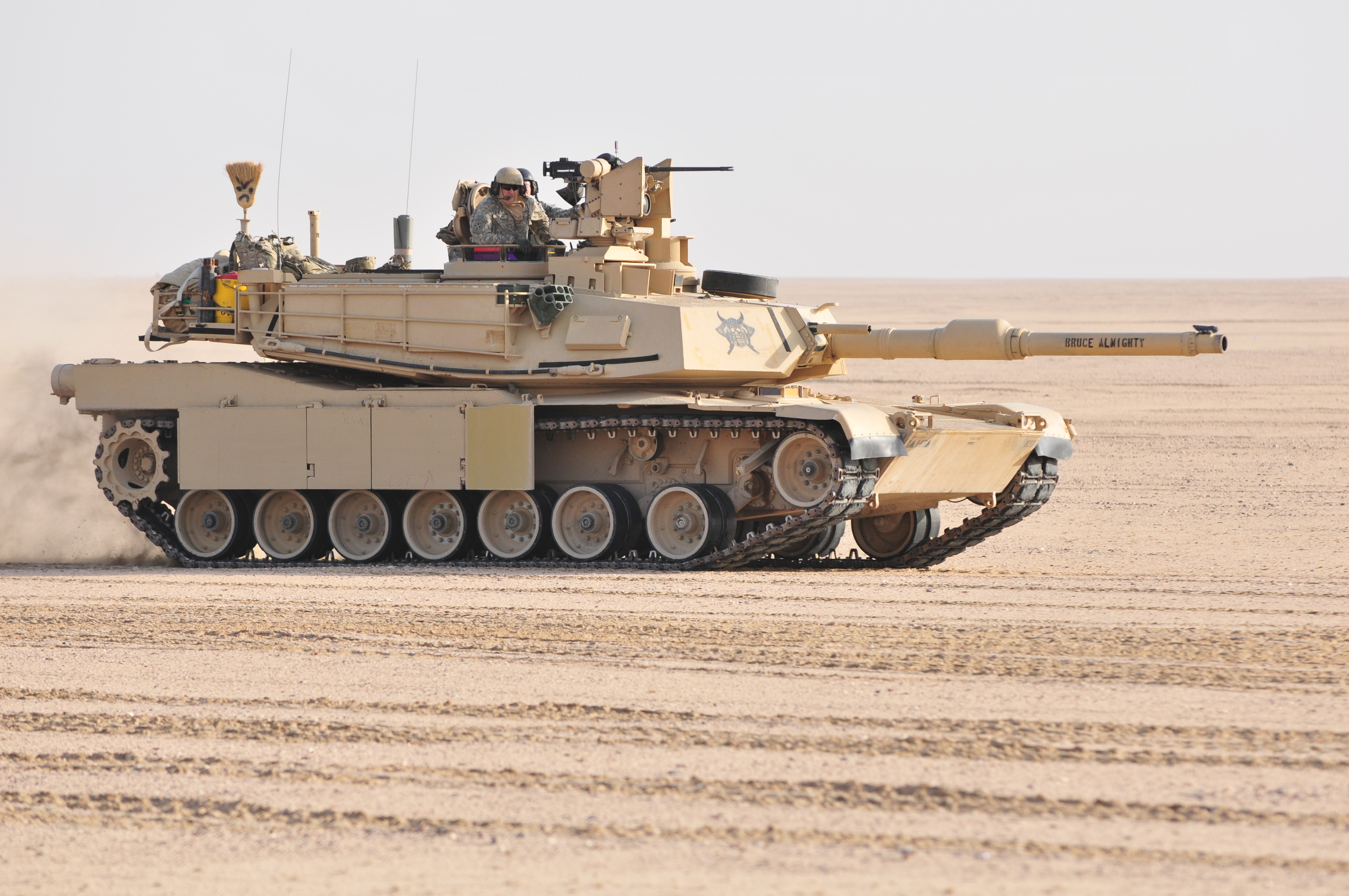 Сколько стоит американский танк абрамс. Танк Абрамс м1а2. Танк Abrams m1a2. Танк m1 «Абрамс». Танка m1 Abrams.
