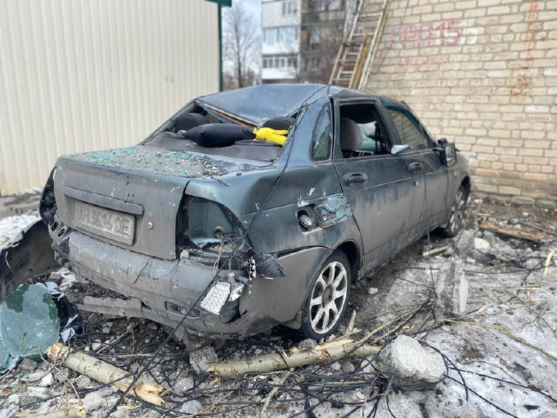 Из-под завалов жилого дома в Покровске достали погибшего: фото — фото