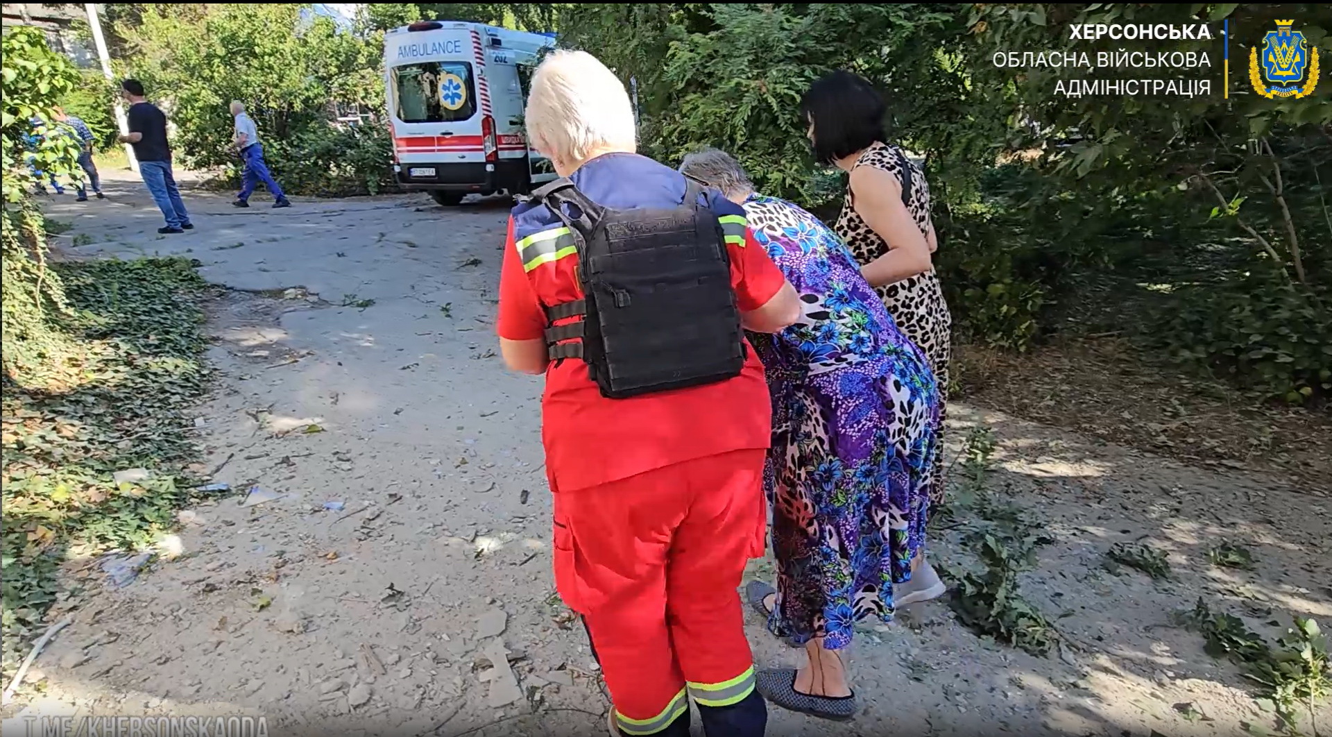 Шестеро людей постраждали внаслідок російського удару по Херсону — фото 4