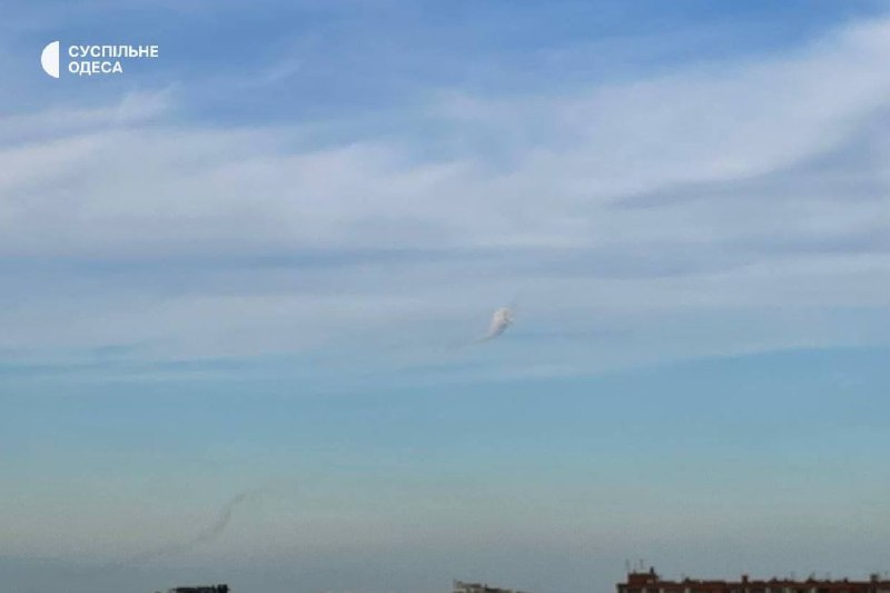 Россия нанесла ракетный удар по Кривому Рогу, в Одессе и Запорожье работает ПВО — фото 1