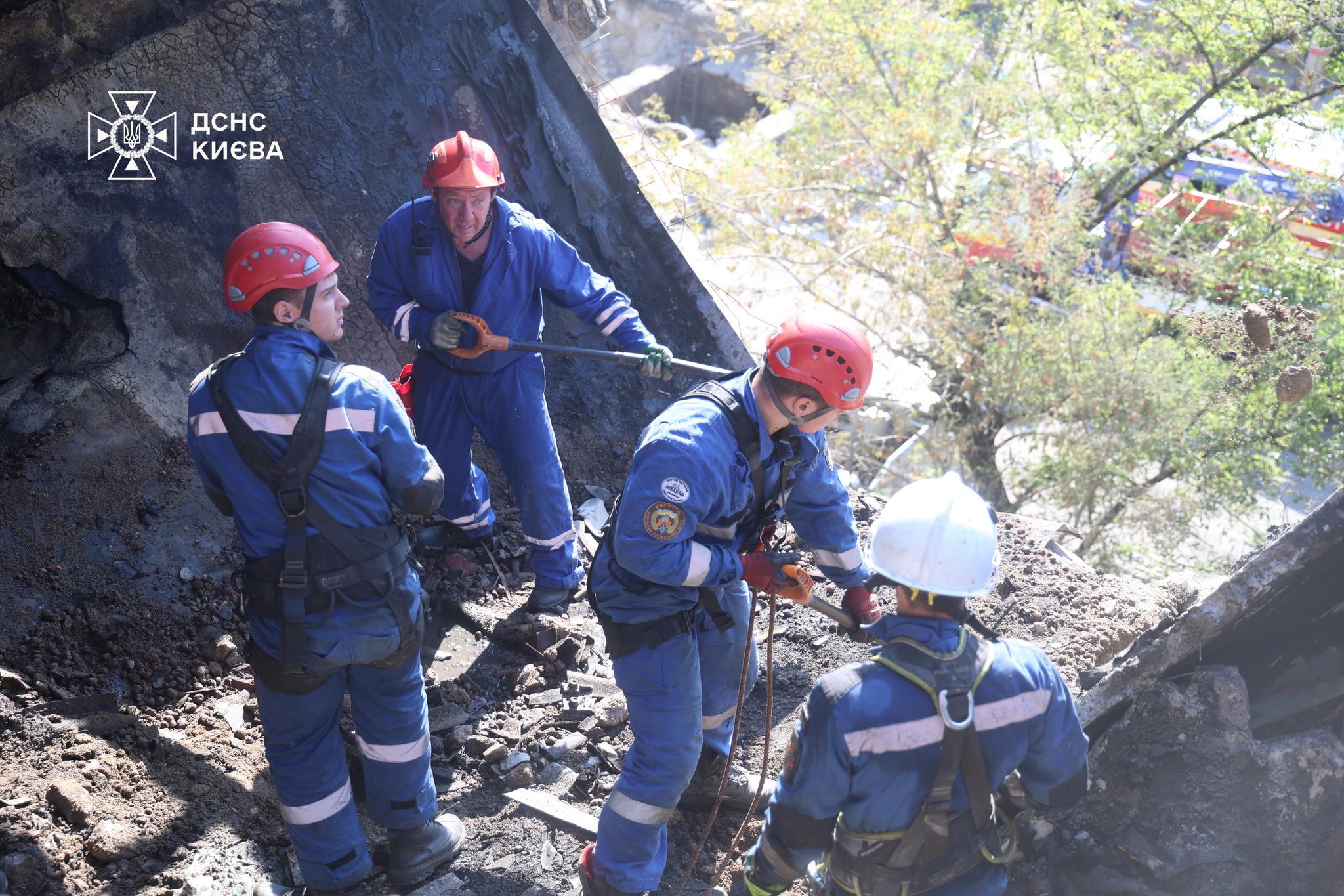 Число постраждалих у Києві зросло до 25 осіб — фото 8
