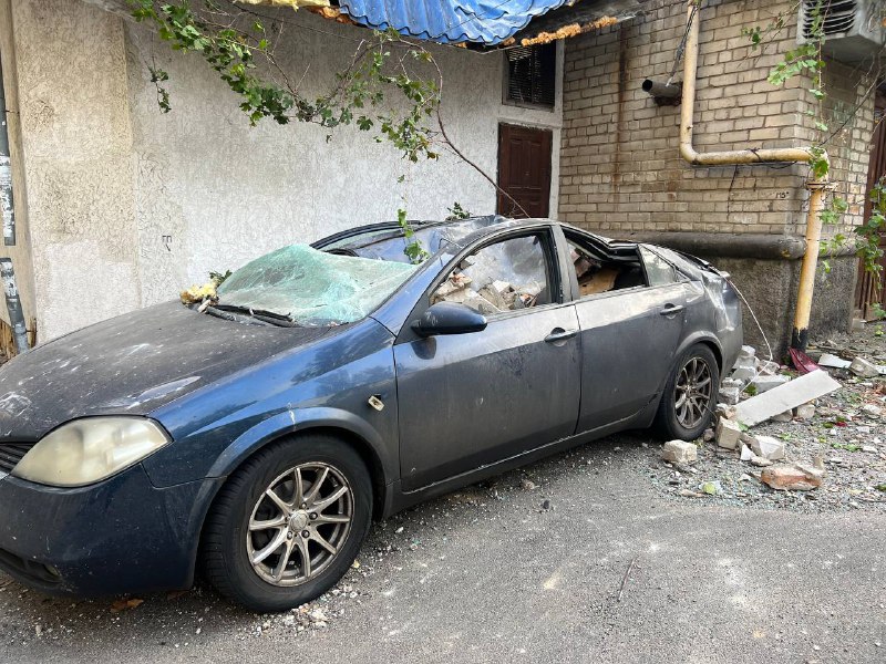 Россияне ракетой С-300 снова ударили по жилому дому в Николаеве: детали и фото — фото 6