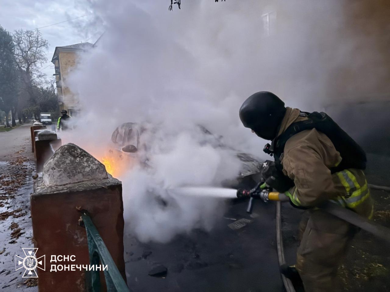 Россияне ударили по Дружковке: ранены две женщины — фото 2
