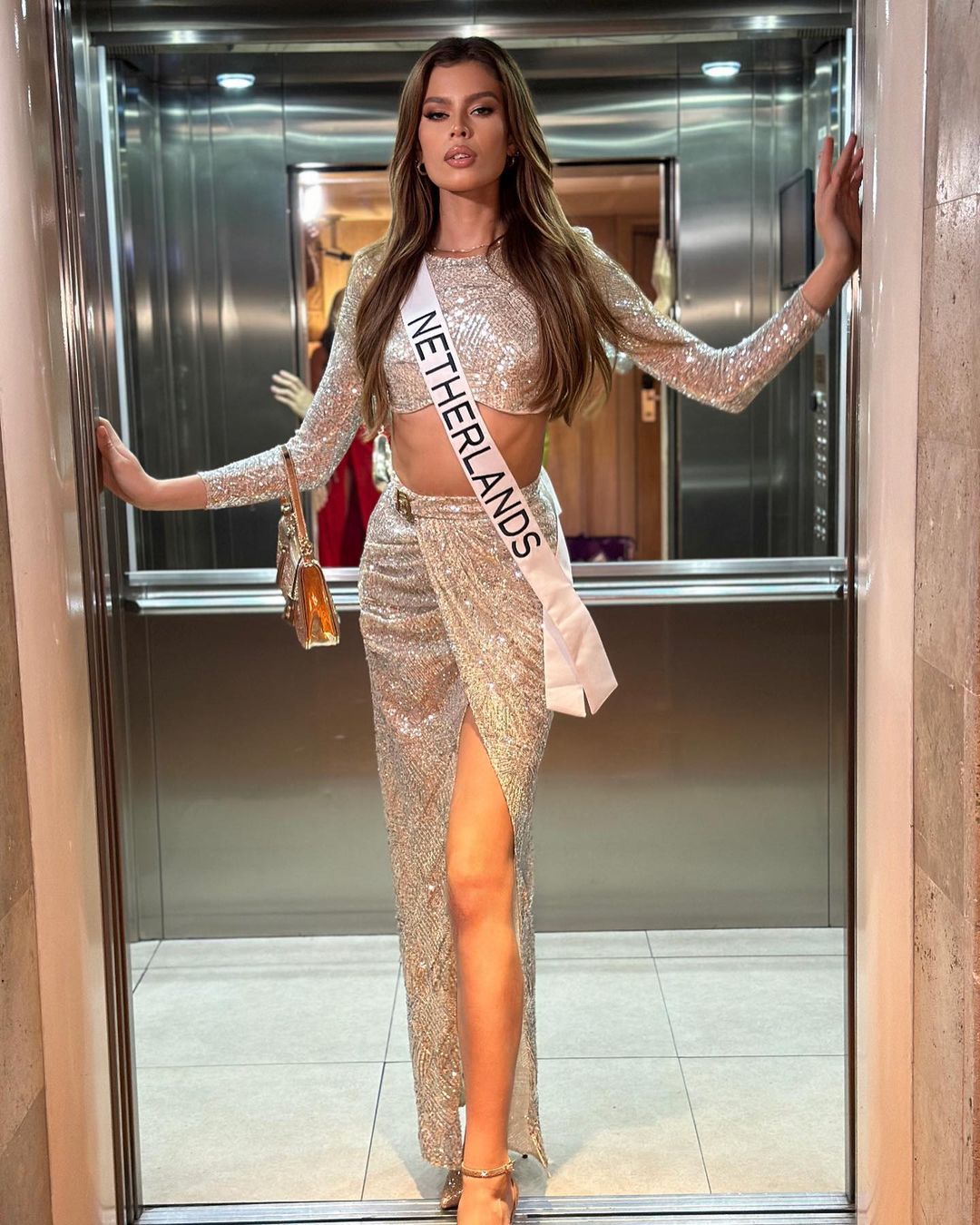 Мисс Вселенная: впервые в конкурсе принимает участие модель plus-size  — фото