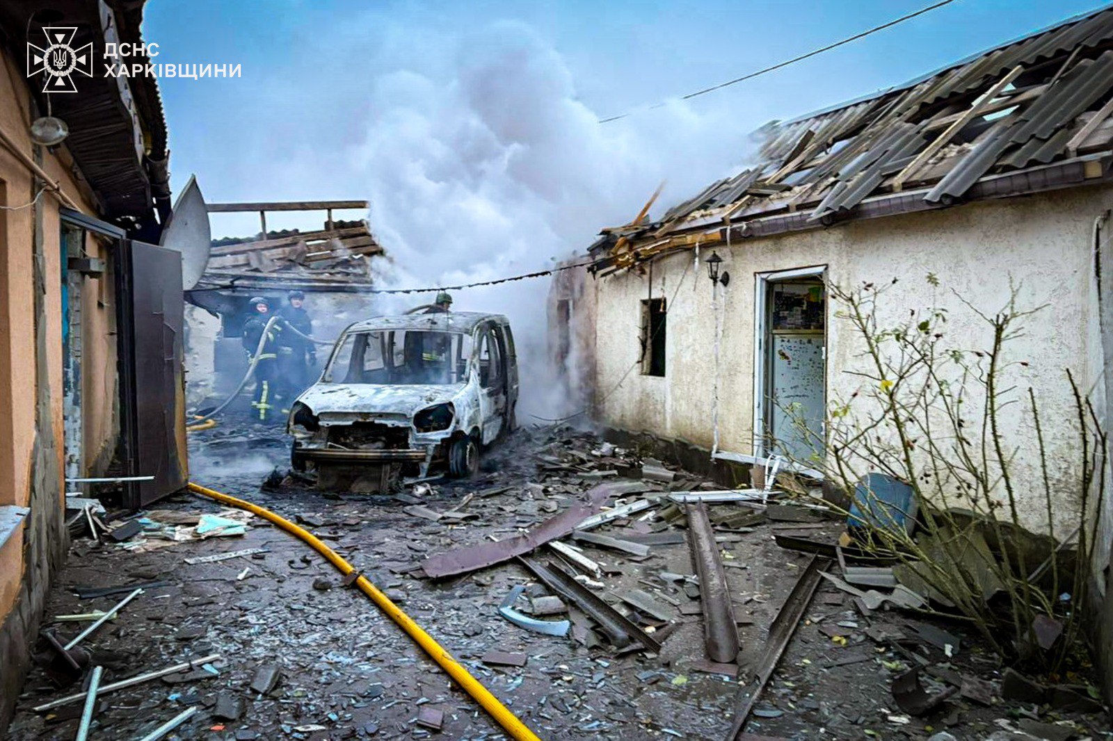 Одна людина постраждала внаслідок удару російського БПЛА по приватному будинку на Харківщині — фото 5