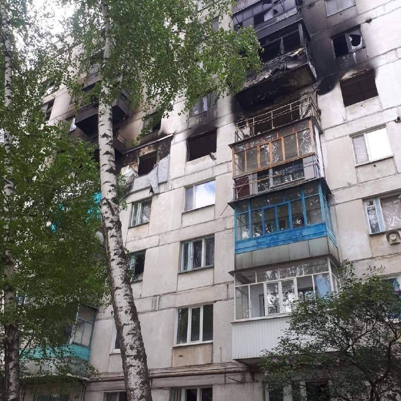В Луганской области обстрелян ”Азот” и жилые дома: четверо погибших, ребенок в реанимации — фото