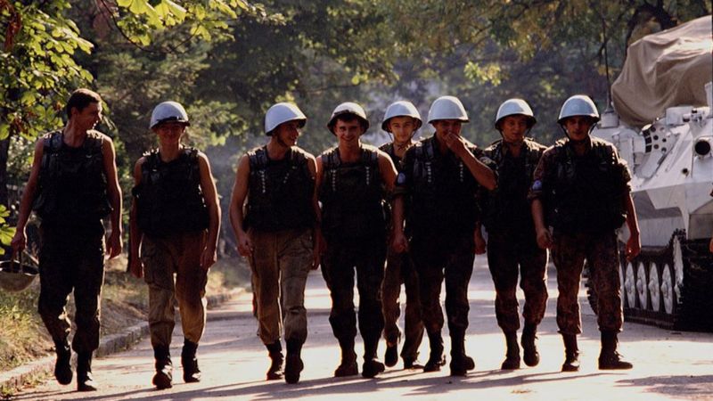 Україні 30: перші військові успіхи та громадяни-мільйонери — чим запам'ятався 1995 рік — фото