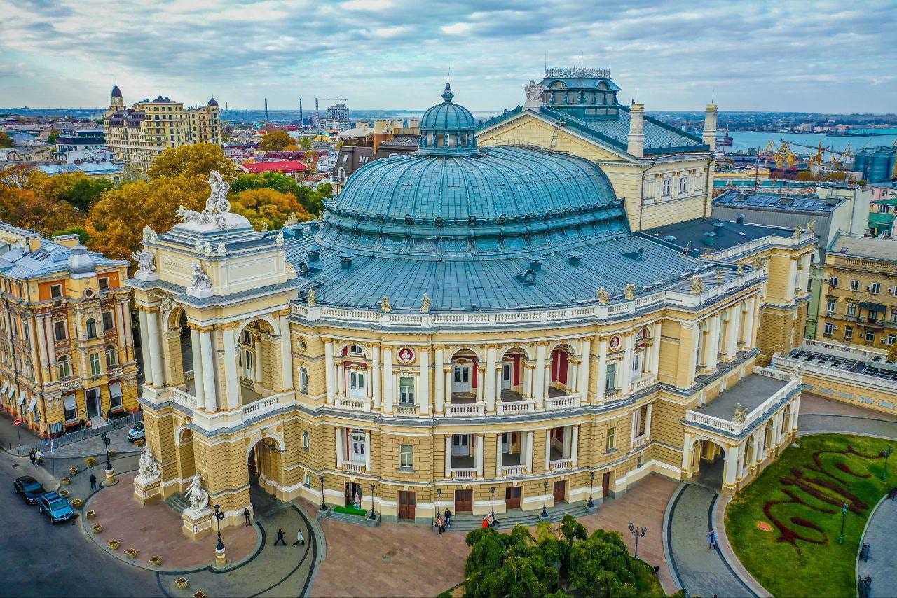 ЮНЕСКО взял под усиленную защиту здания одесской Оперы и филармонии — фото
