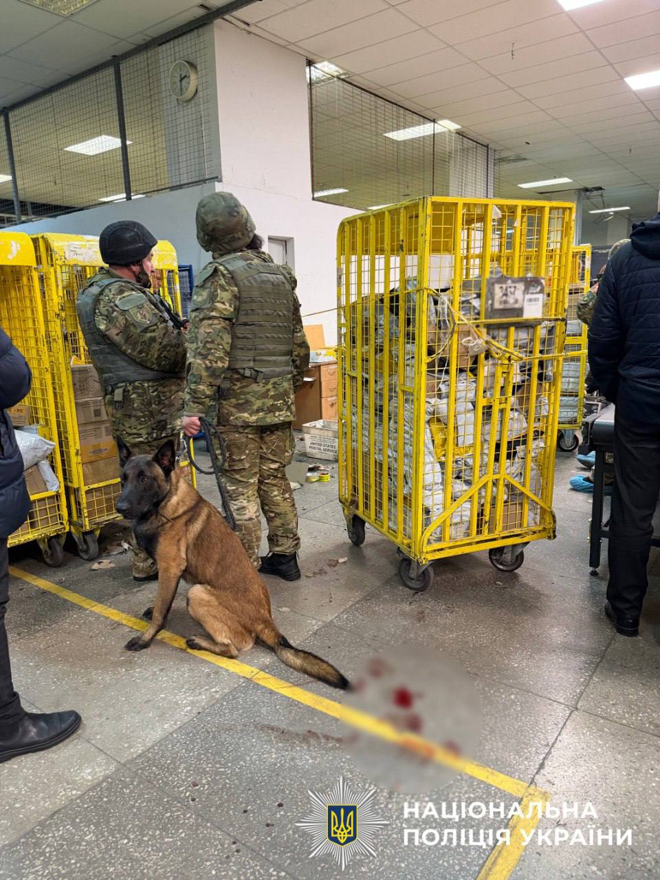 Чоловіка, причетного до вибуху на ”Укрпошті” у Києві, затримано — фото 1 Чоловіка, причетного до вибуху на ”Укрпошті” у Києві, затримано — фото 1