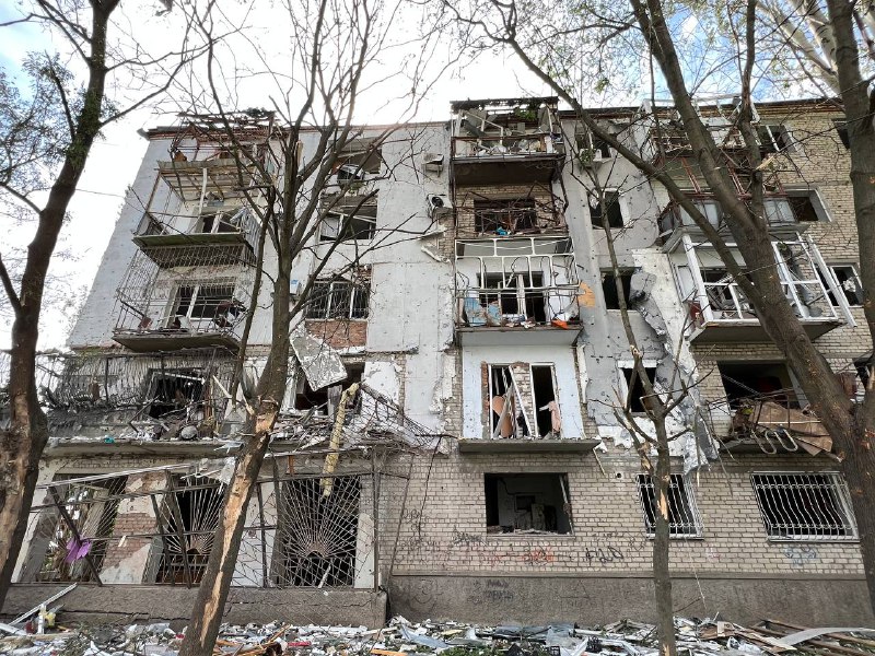 Скончались еще две жертвы удара по остановке в Николаеве — фото 3