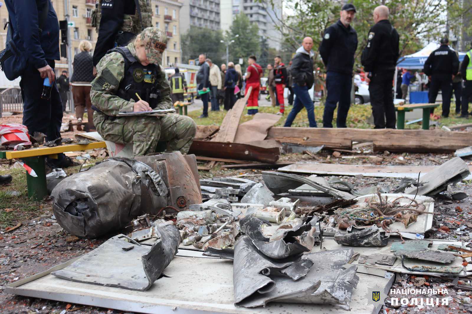 ”Сделано в России”: полиция показала ракету, которой оккупанты ударили по дому в Харькове — фото 2