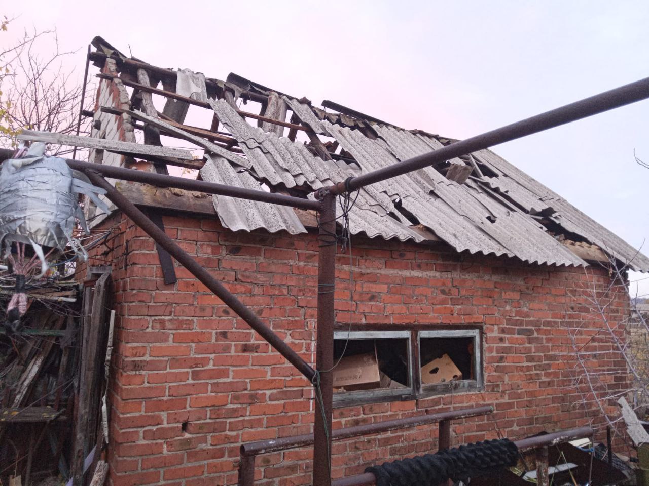 Росіяни атакували Донецьку область: загинула одна людина, троє постраждали — фото 1