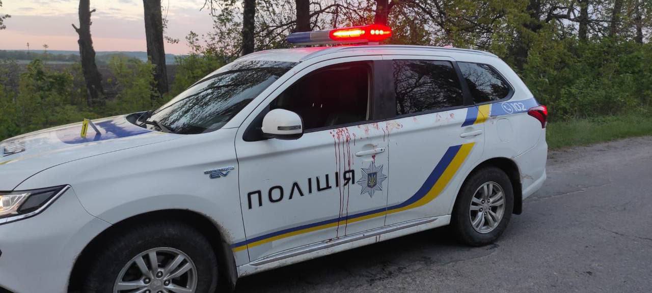 В Винницкой области неизвестные в камуфляже расстреляли полицейских: фото — фото 1
