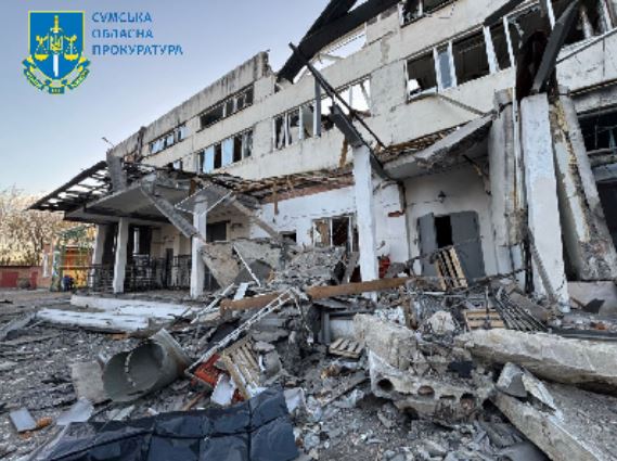 Россияне ударили по хлебозаводу в Сумах: есть погибший и раненый — фото 4