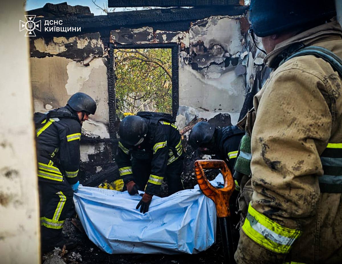 Три людини загинули внаслідок російського обстрілу Київської області, двоє з них — діти — фото 3
