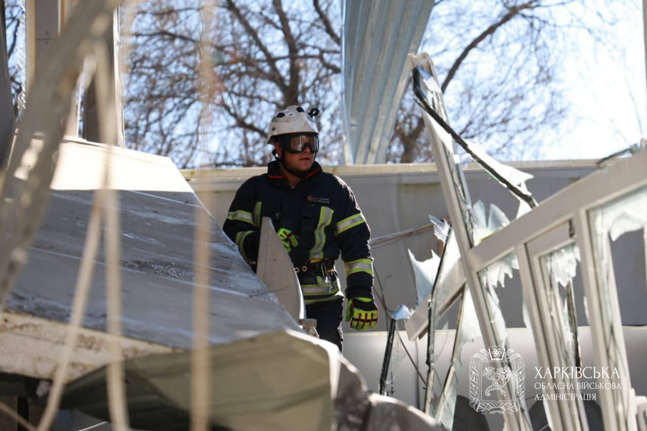 З'явилися фото наслідків російського удару по підприємству у Харкові — фото 6