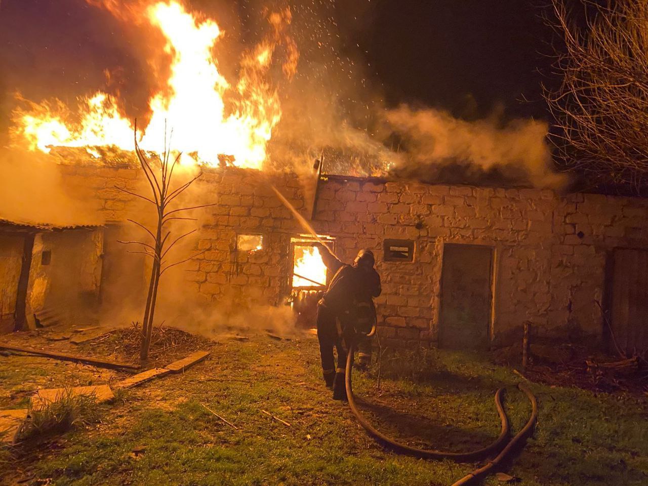 Четыре человека пострадали в результате атаки БПЛА на Кривой Рог — фото 10