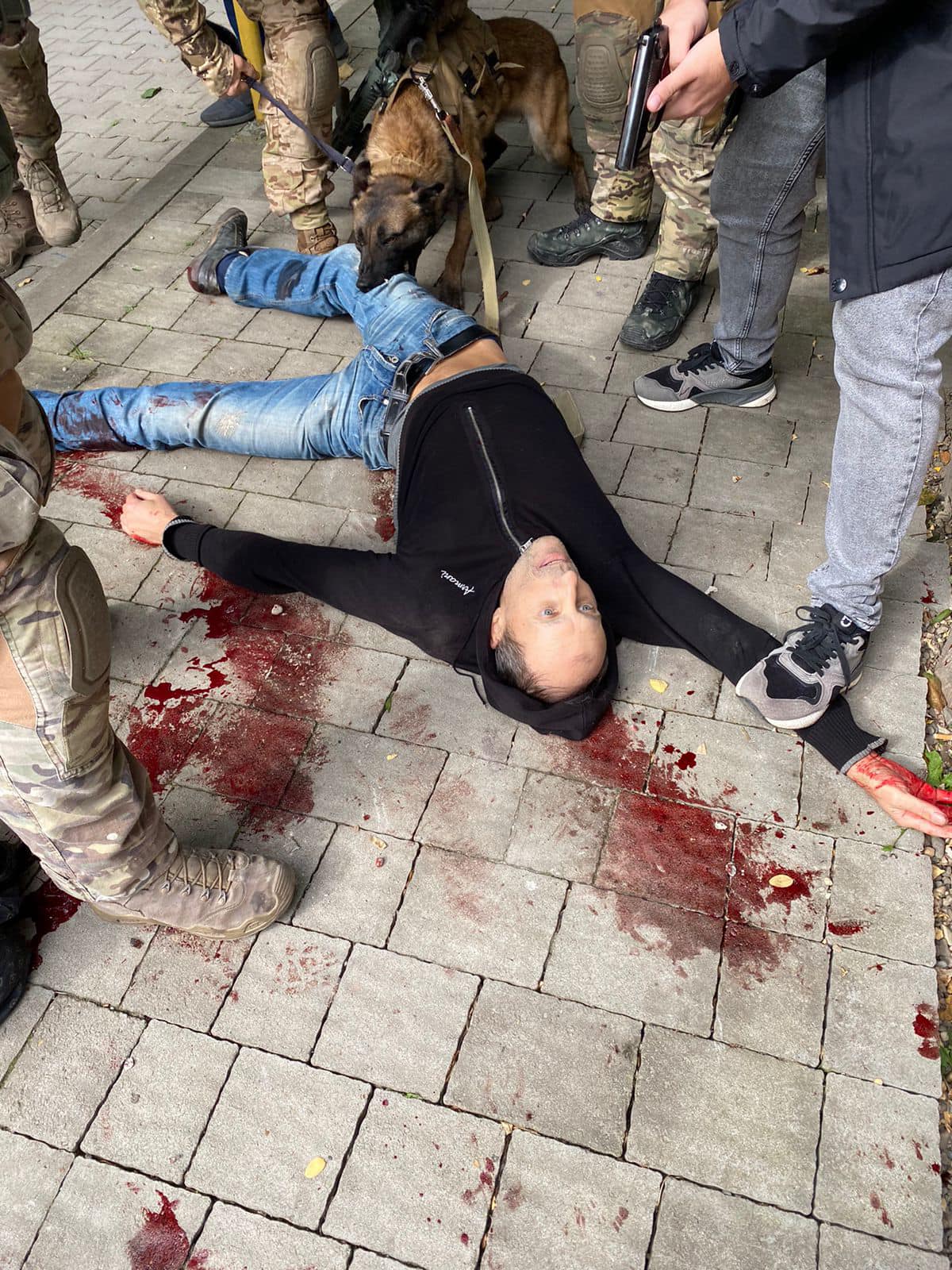 Мужчину, который застрелил полицейскую в Черновцах, задержали — фото 2