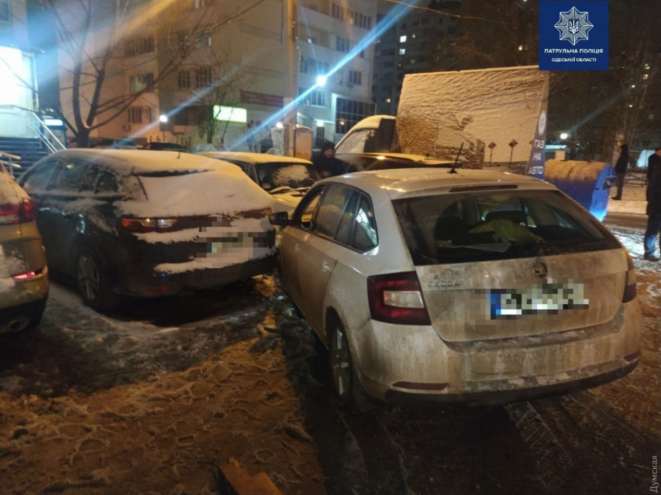 Пьяный водитель в Одессе изуродовал семь автомобилей - ФОТО — фото 1